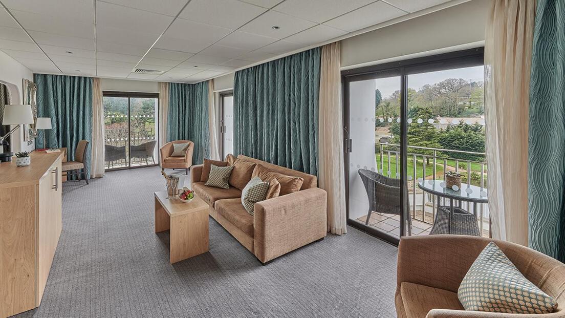 St. Pierre Park Hotel & Golf Saint Peter Port Bagian luar foto