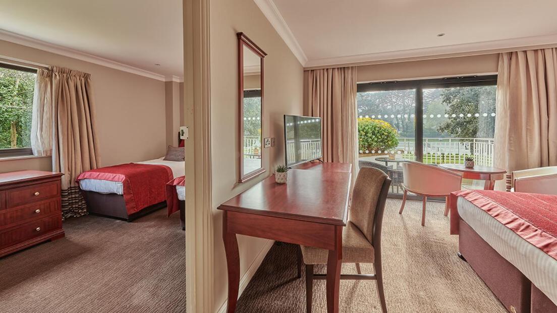 St. Pierre Park Hotel & Golf Saint Peter Port Bagian luar foto